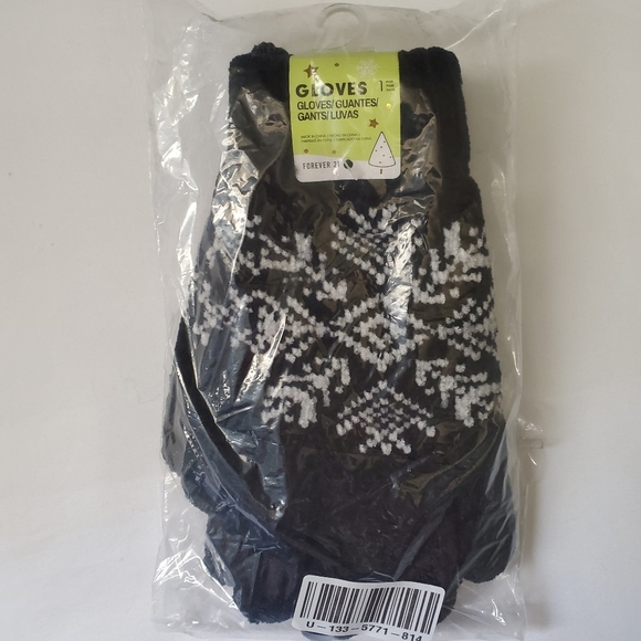 🧤NWT Black & White Womens Gloves - Picture 2 of 2